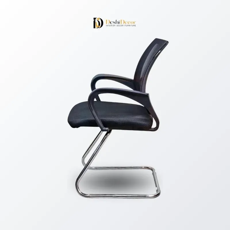 Mid-Back Mesh Visitor Chair (right angular view)
